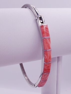 Spiny Oyster Inlay 925 Sterling Silver Hinged Bangle Bracelet